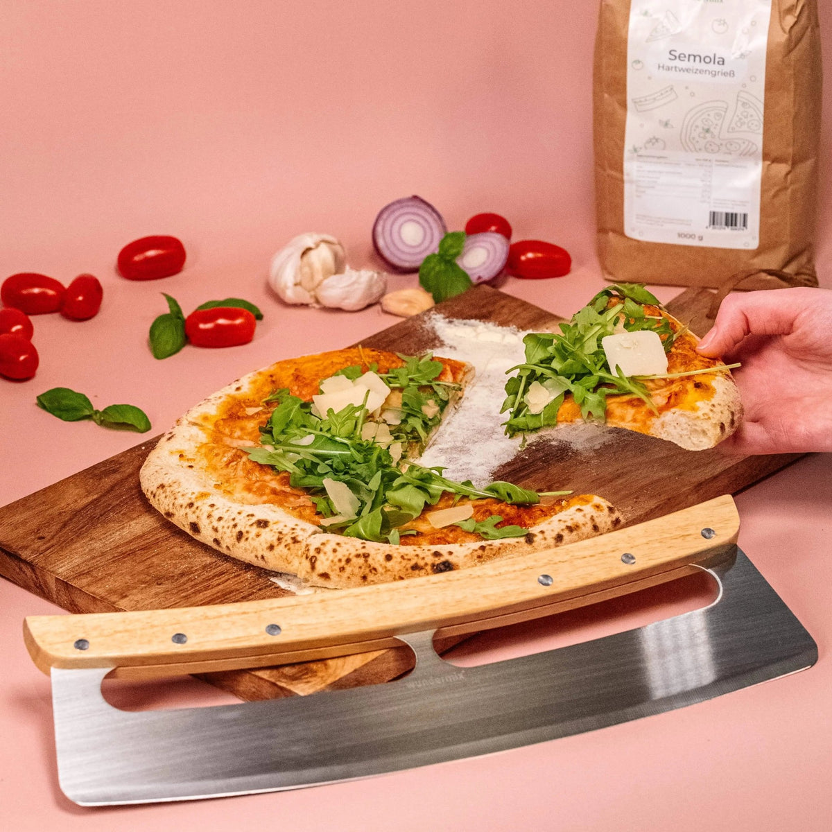 Pizza - Wiegemesser mit Bambus - Holzgriff - Wundermix GmbH