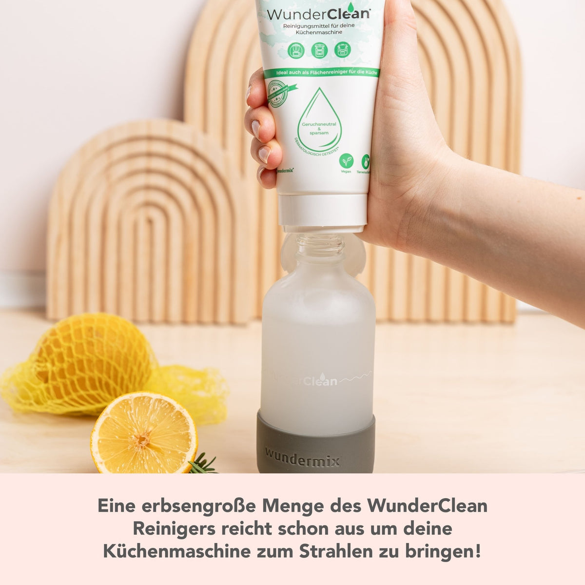 WunderClean Sprühflasche | 240 ml Glasflasche mit Silikon - Bruchschutz für WunderClean Reiniger - Wundermix GmbH