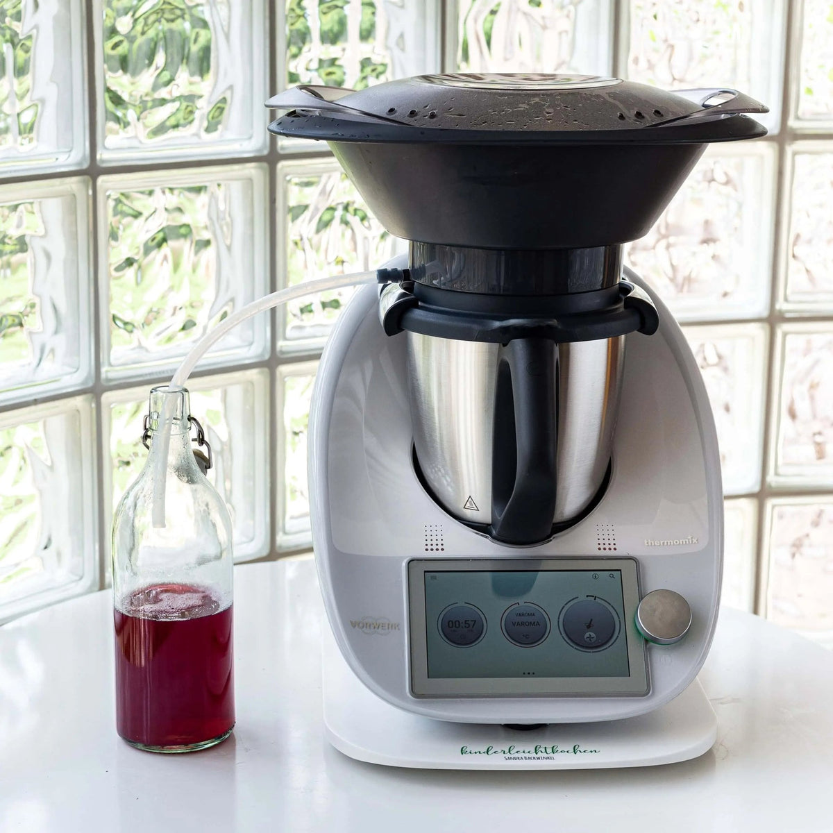Dampfentsafter - Aufsatz von MixFino® für Thermomix TM6, TM5, TM31 und TM Friend - Wundermix GmbH